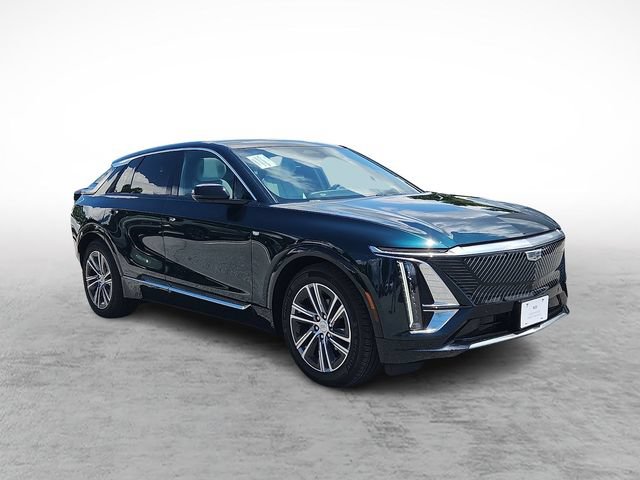 Certified 2024 Cadillac Lyriq Luxury AWD/4WD image 3