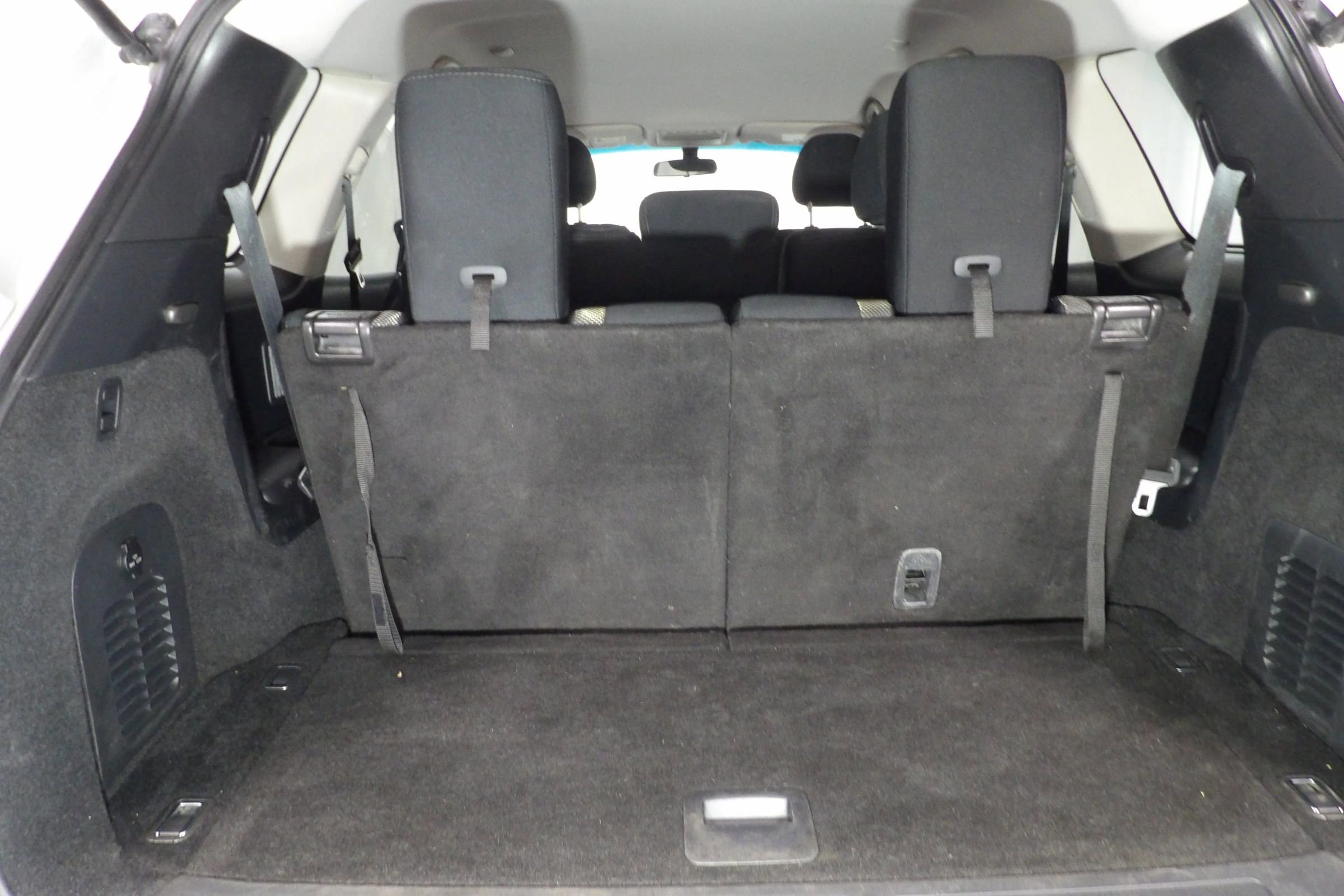 Used 2020 Nissan Pathfinder S FWD image 8