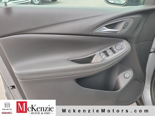 New 2026 Buick Encore GX Preferred w/ Advanced Technology Package FWD image 9