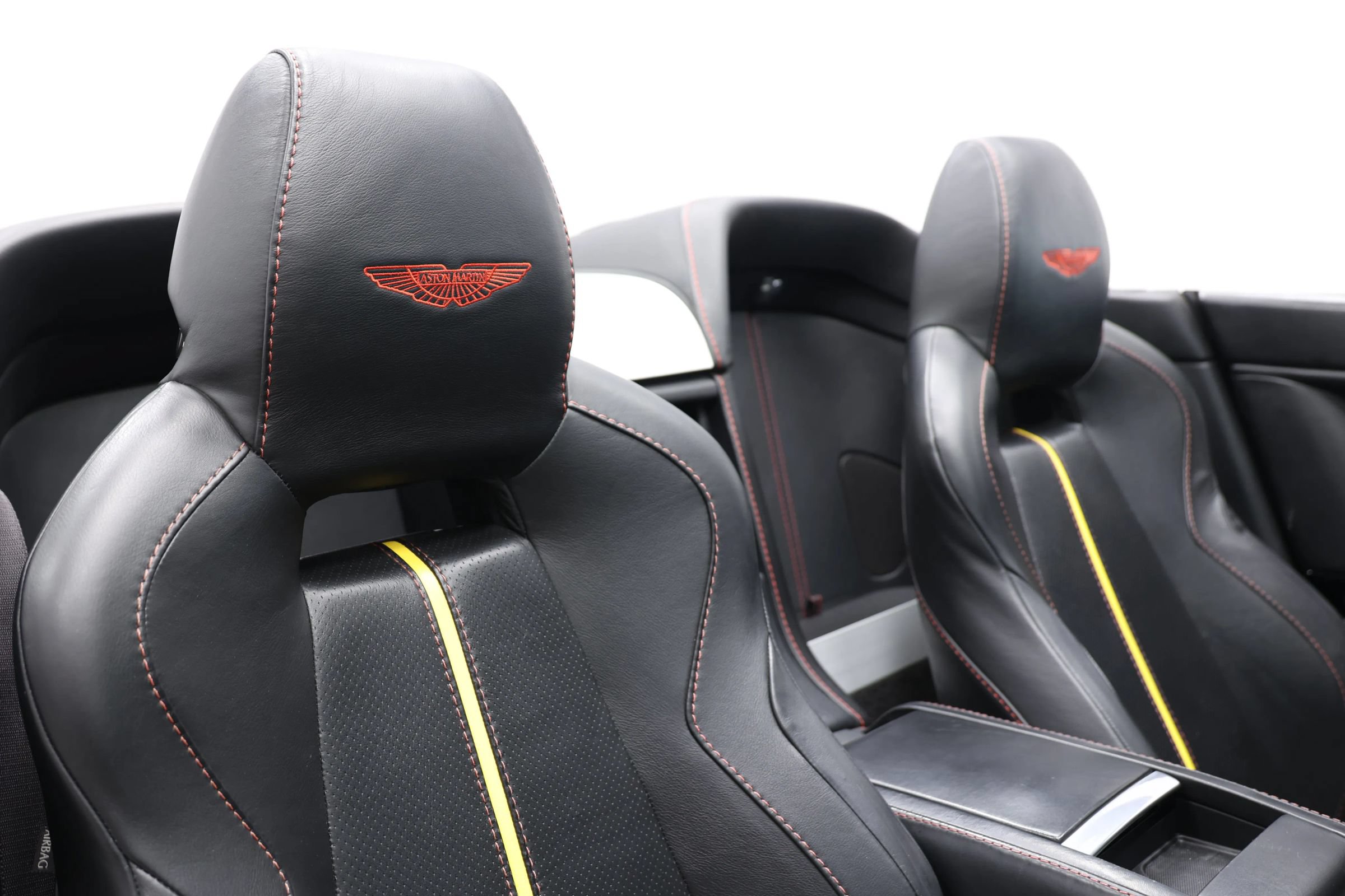 Used 2016 Aston Martin V8 Vantage GT RWD image 62