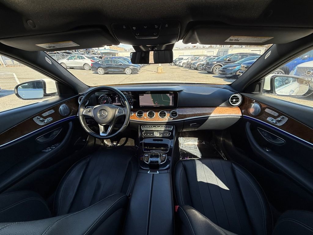 Used 2017 Mercedes-Benz E 300 E 300 image 23
