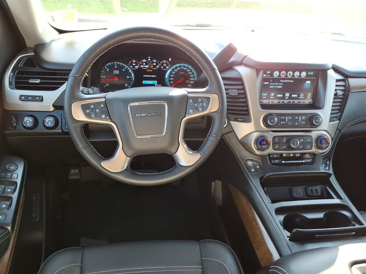 Used 2019 GMC Yukon Denali w/ Denali Ultimate Package AWD/4WD image 13