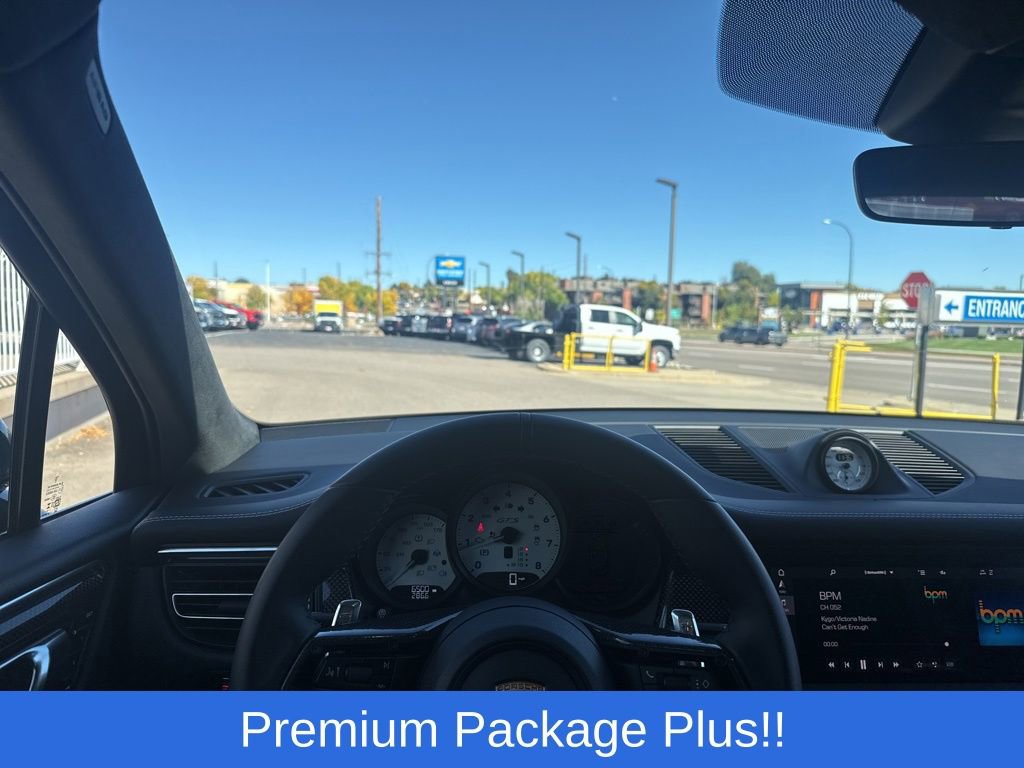 Used 2025 Porsche Macan GTS image 34