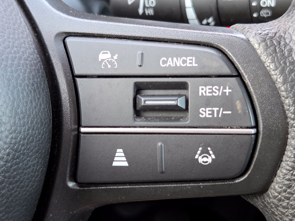 Used 2025 Honda CR-V EX image 15
