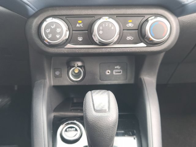 Used 2025 Nissan Versa SV FWD image 15