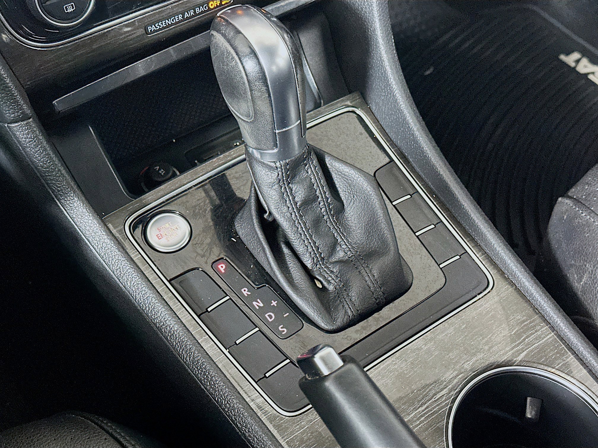 Used 2017 Volkswagen Passat 1.8T SE image 24