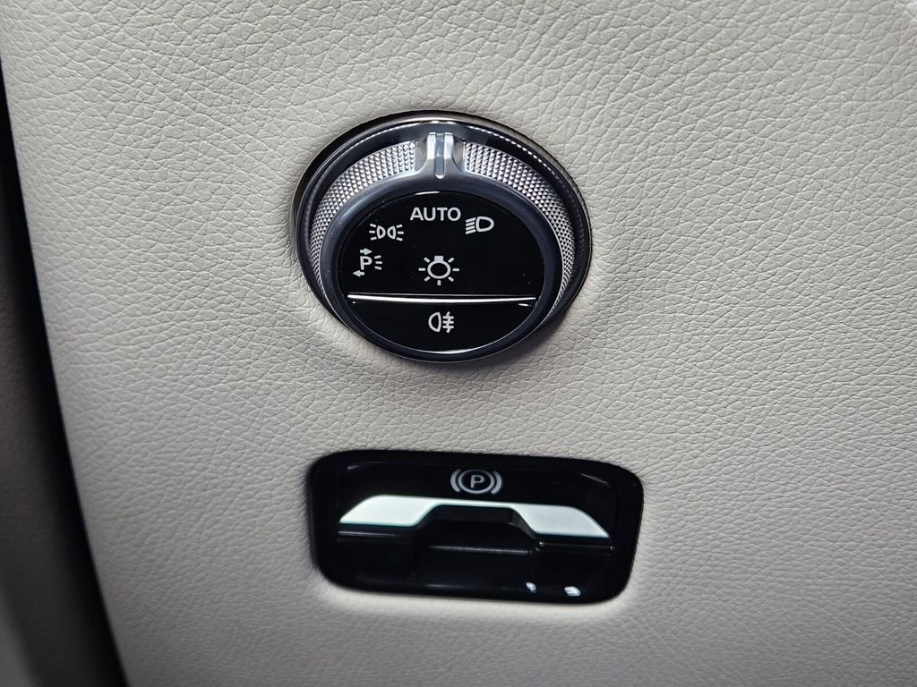 New 2026 Mercedes-Benz GLC 300 GLC 300 image 22