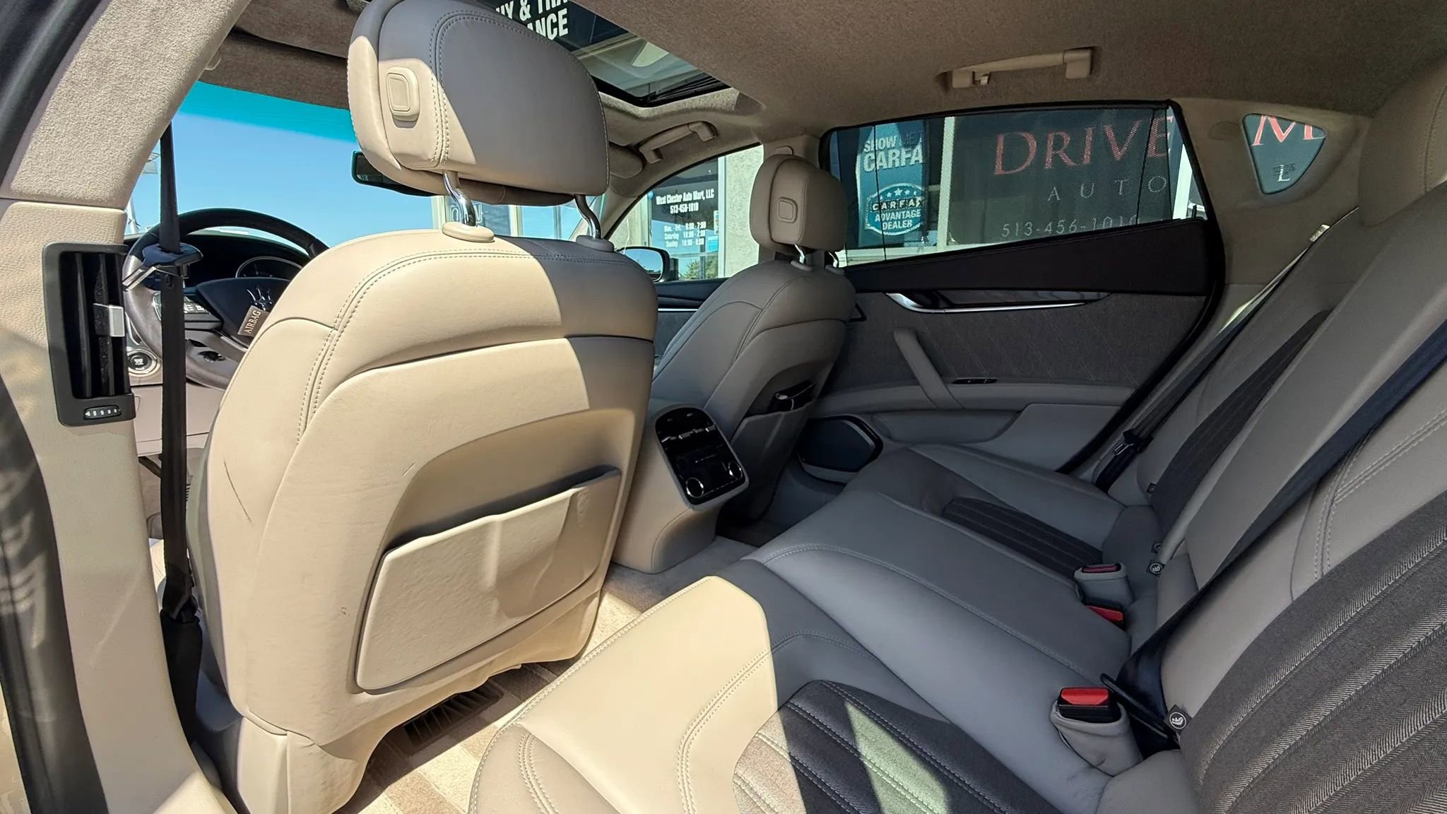 Used 2015 Maserati Quattroporte GTS image 14