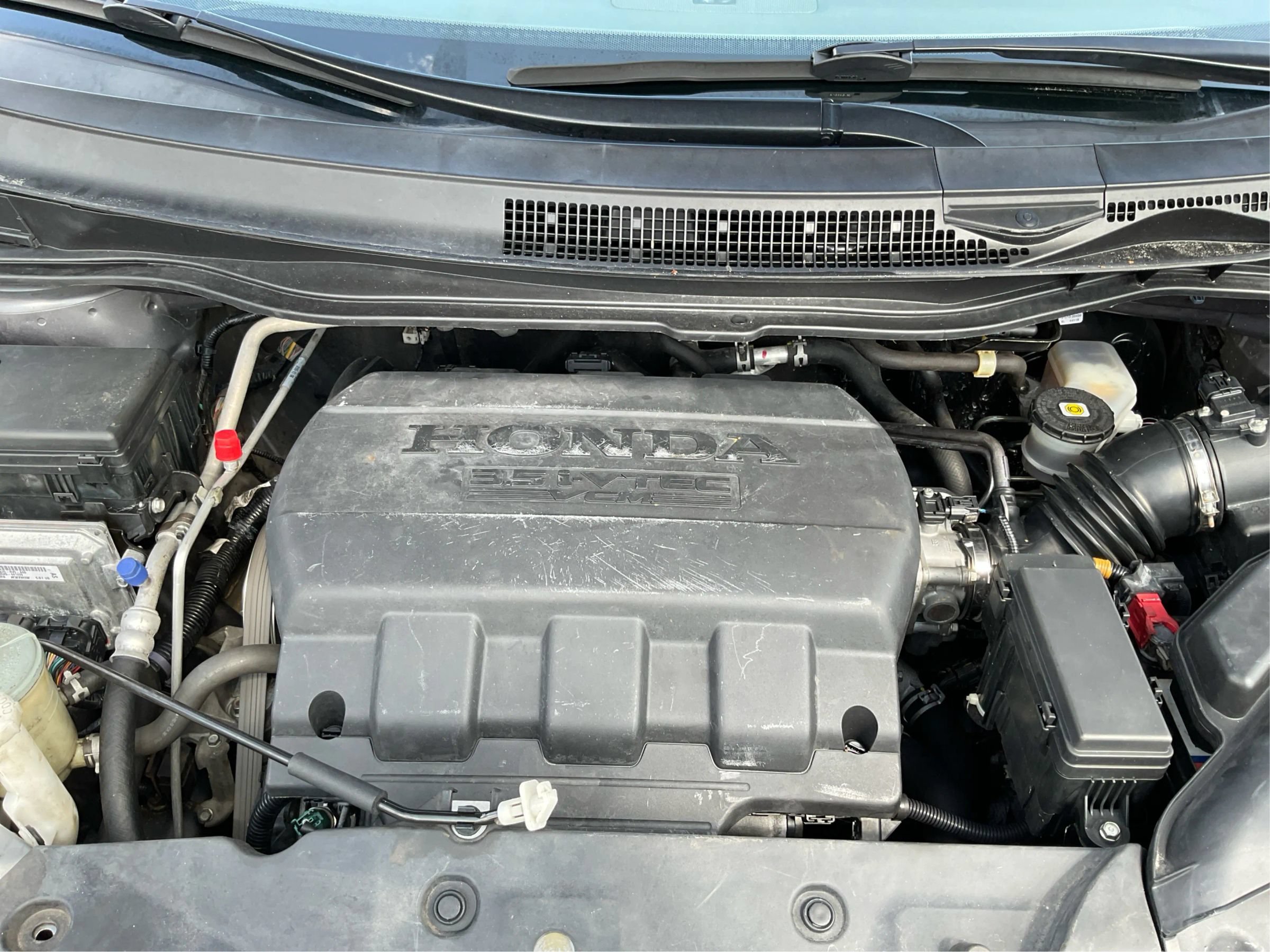 Used 2016 Honda Odyssey Touring image 11