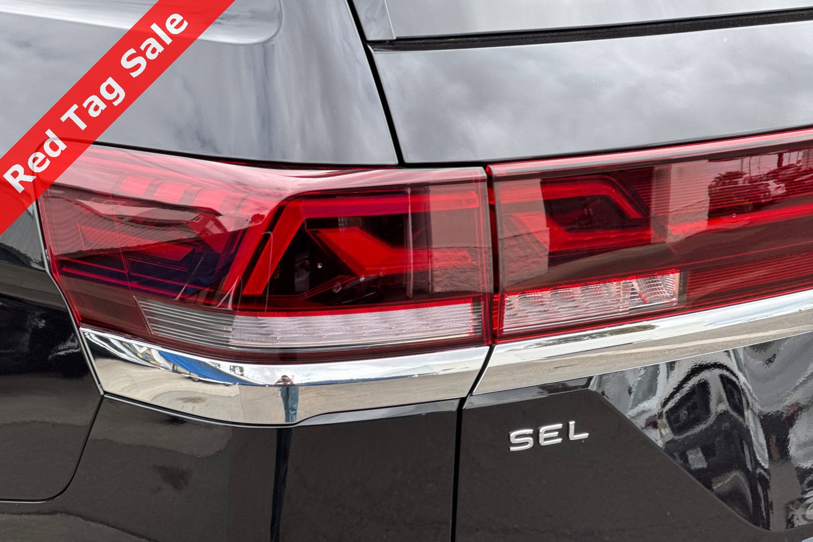 New 2025 Volkswagen Atlas SEL Premium R-Line image 7