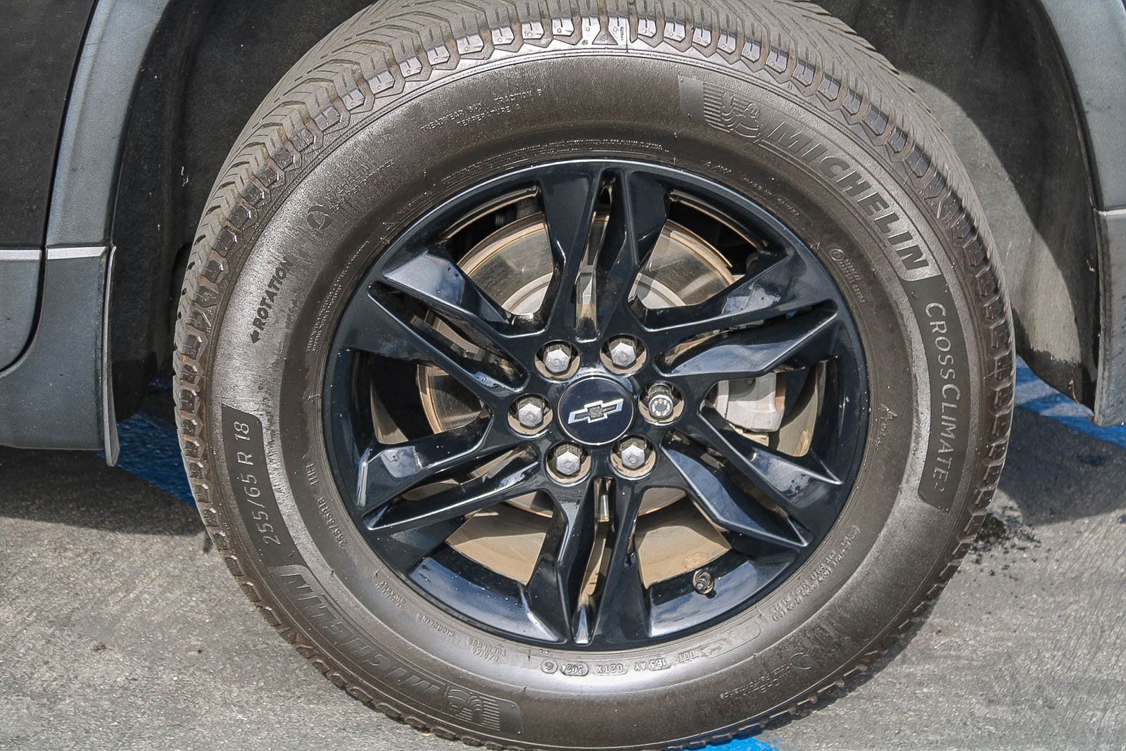 Used 2022 Chevrolet Traverse LT FWD image 12