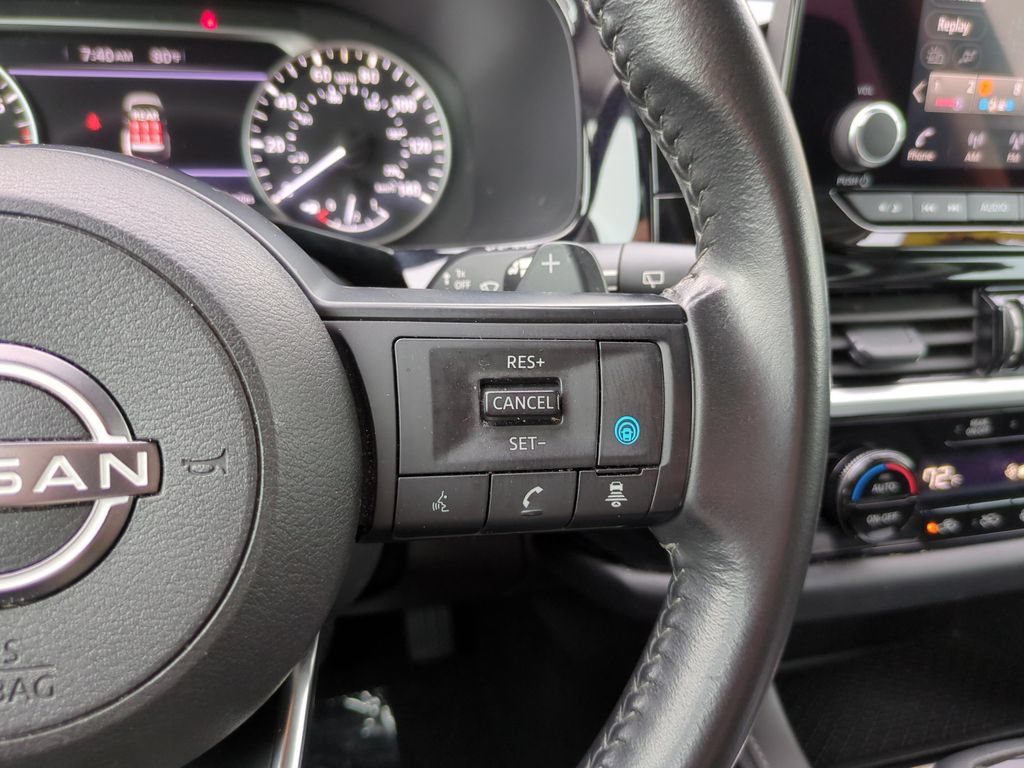 Certified 2024 Nissan Pathfinder SV FWD image 21