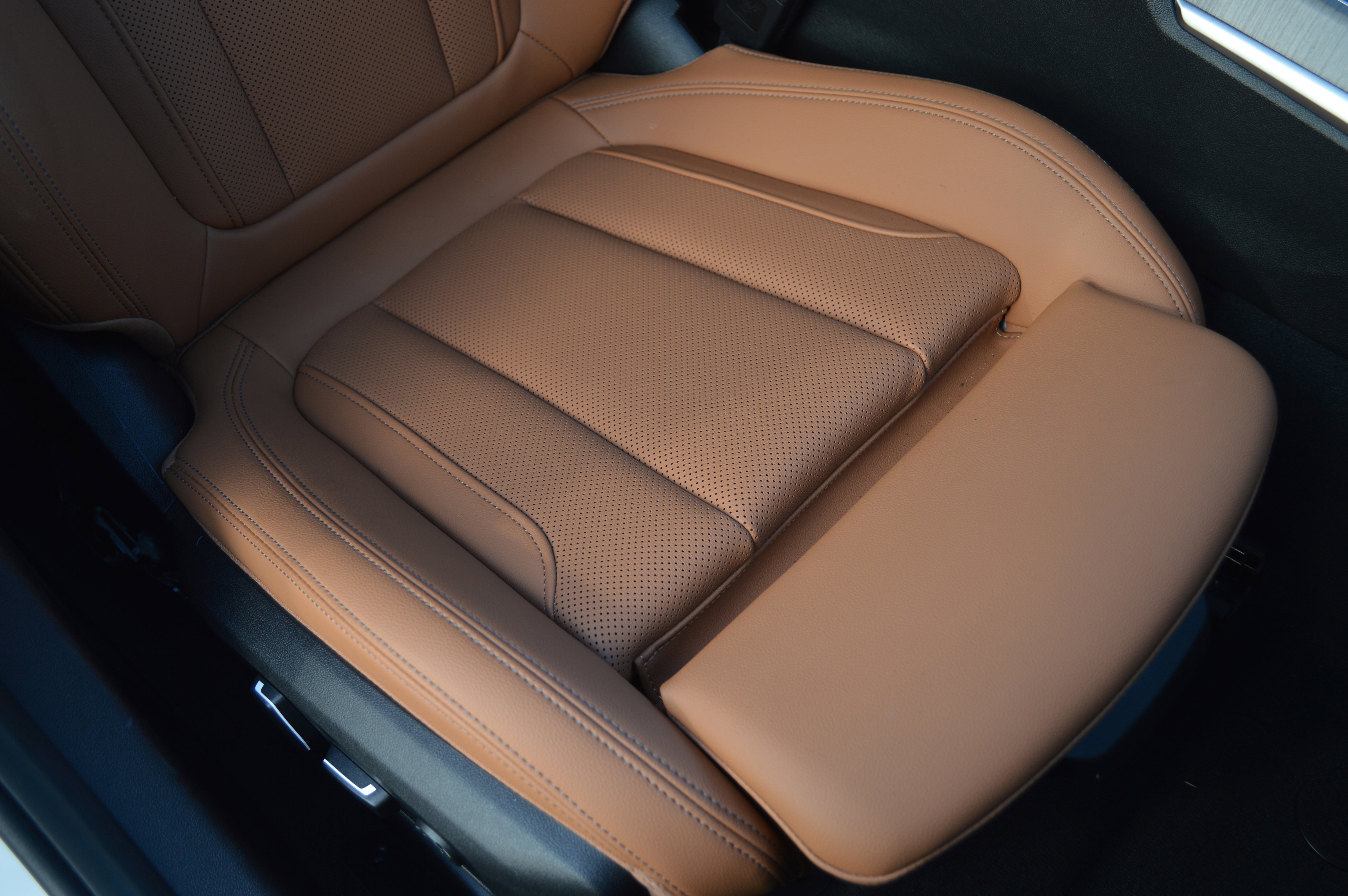 Certified 2025 BMW 330i xDrive 330i xDrive image 37