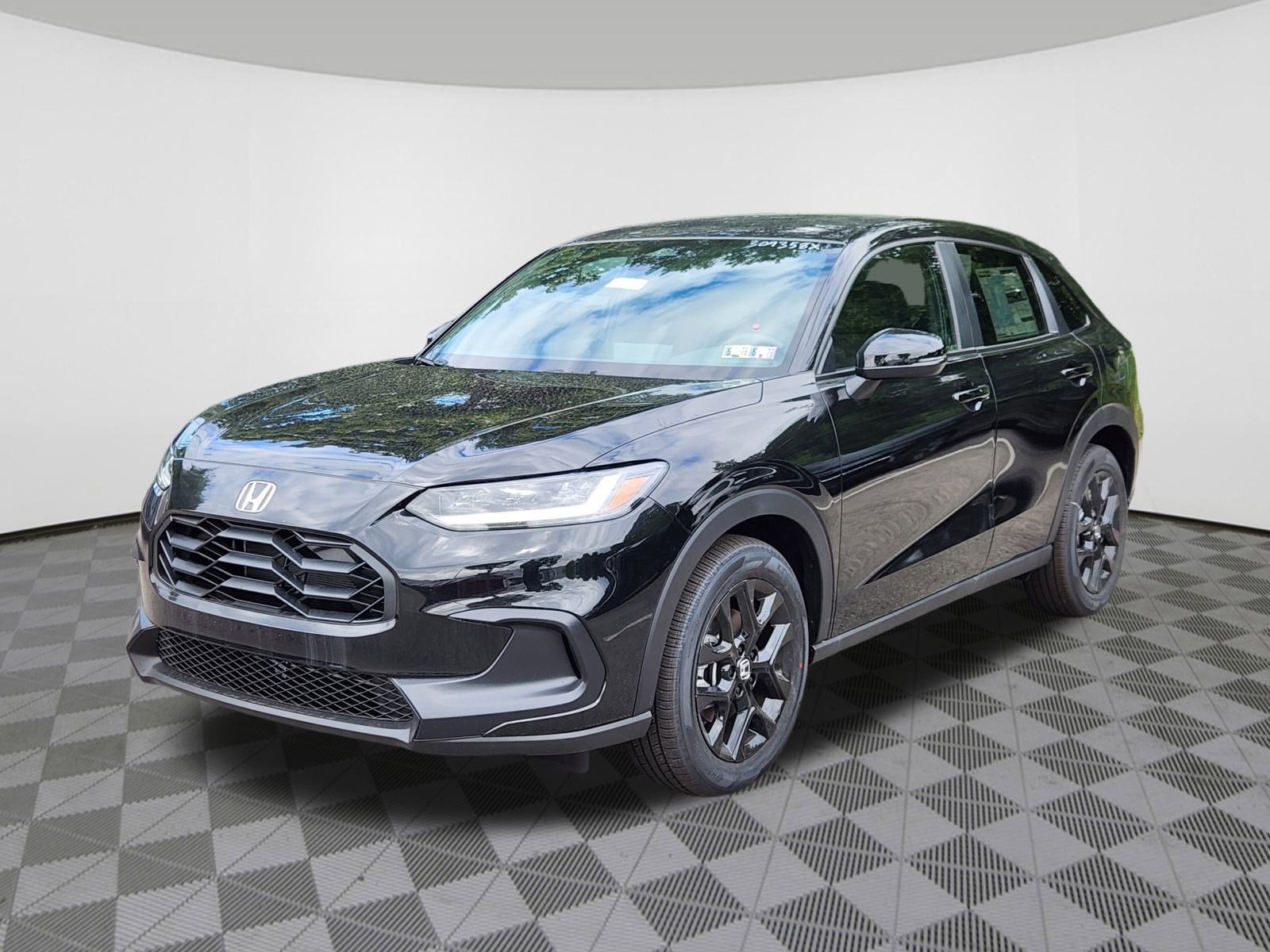 New 2025 Honda HR-V Sport image 2