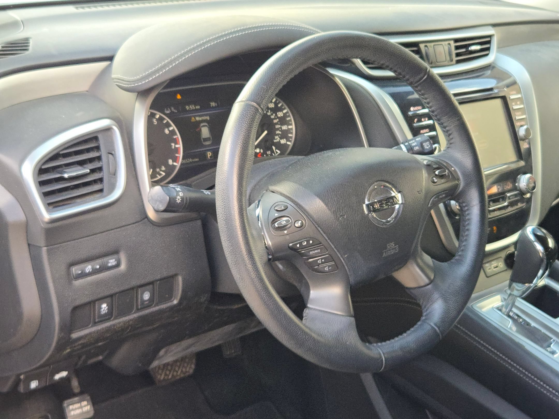 Used 2020 Nissan Murano SV FWD image 10