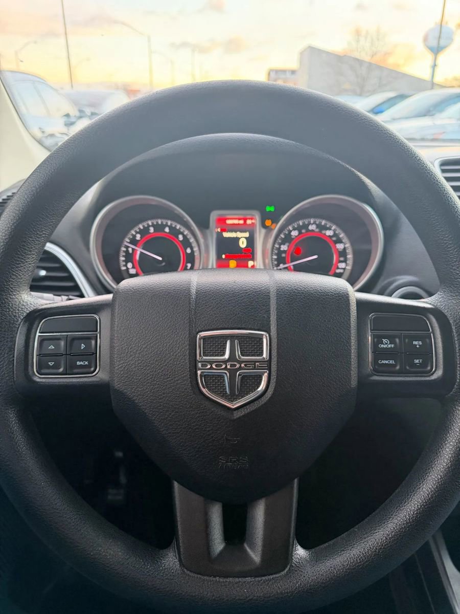 Used 2018 Dodge Journey SXT w/ Blacktop Package image 28