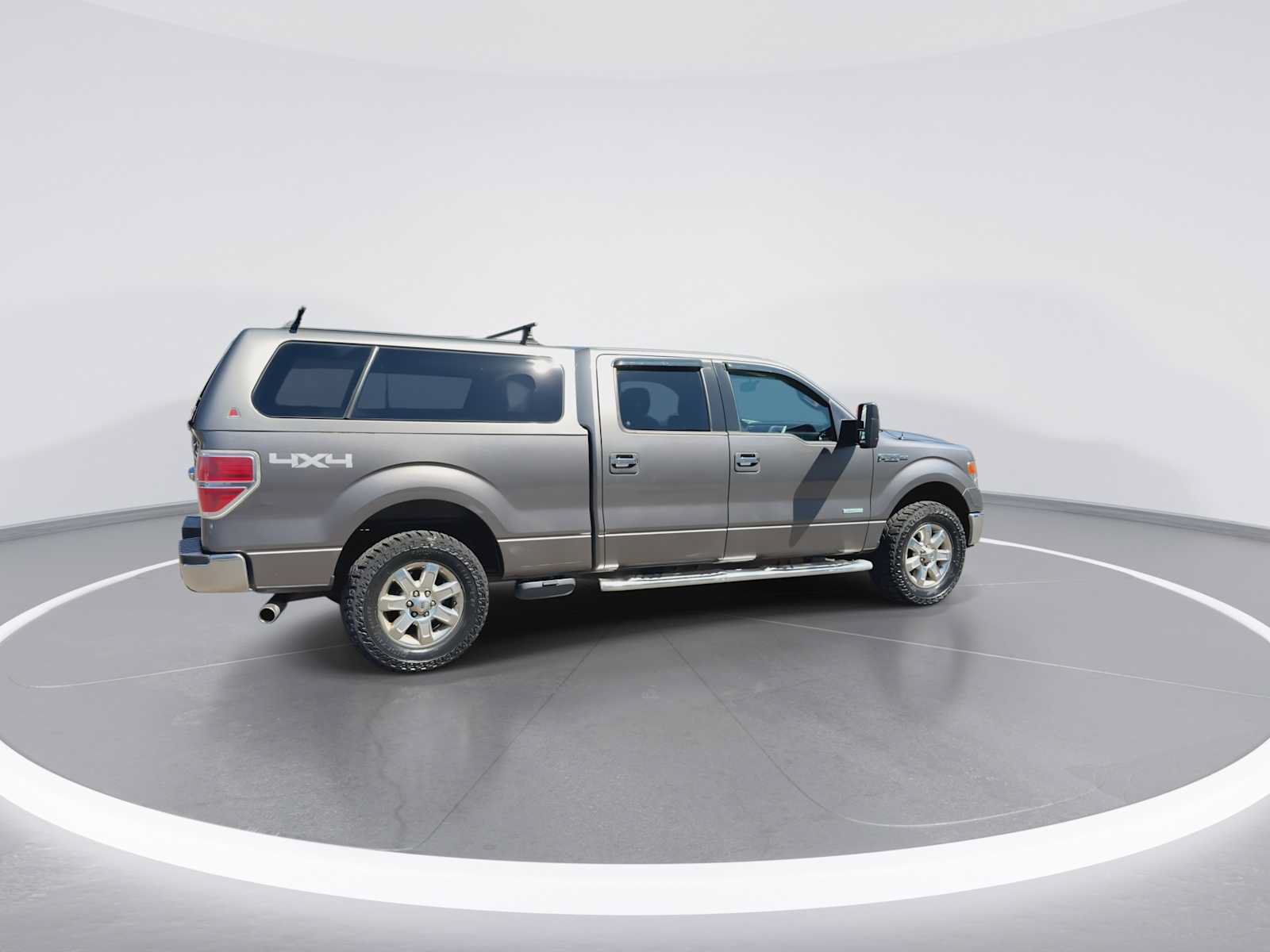 Used 2014 Ford F150 XLT w/ Equipment Group 302A Luxury AWD/4WD image 8