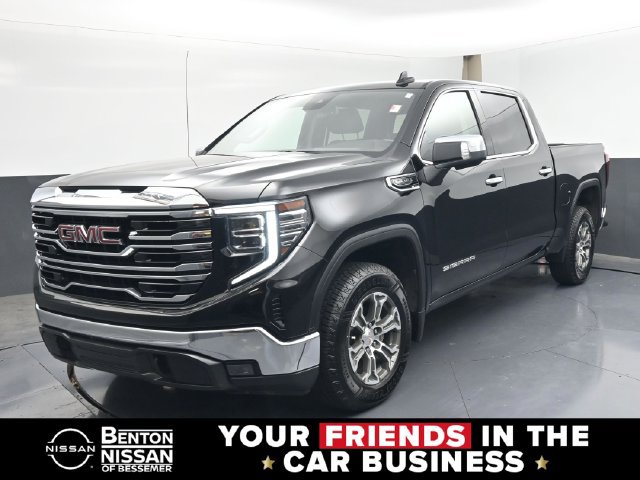 Used 2025 GMC Sierra 1500 SLT RWD image 1