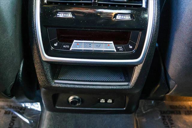 Used 2025 BMW X7 xDrive40i image 25
