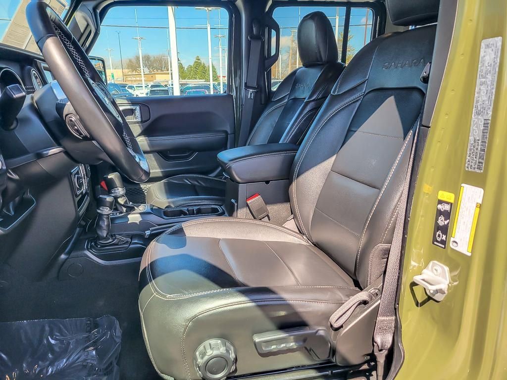 Used 2023 Jeep Wrangler Unlimited Sahara w/ Cold Weather Group image 9
