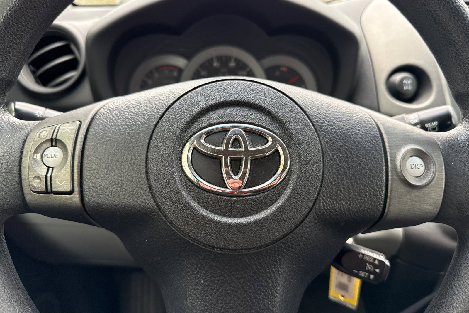 Used 2012 Toyota RAV4 4WD image 33