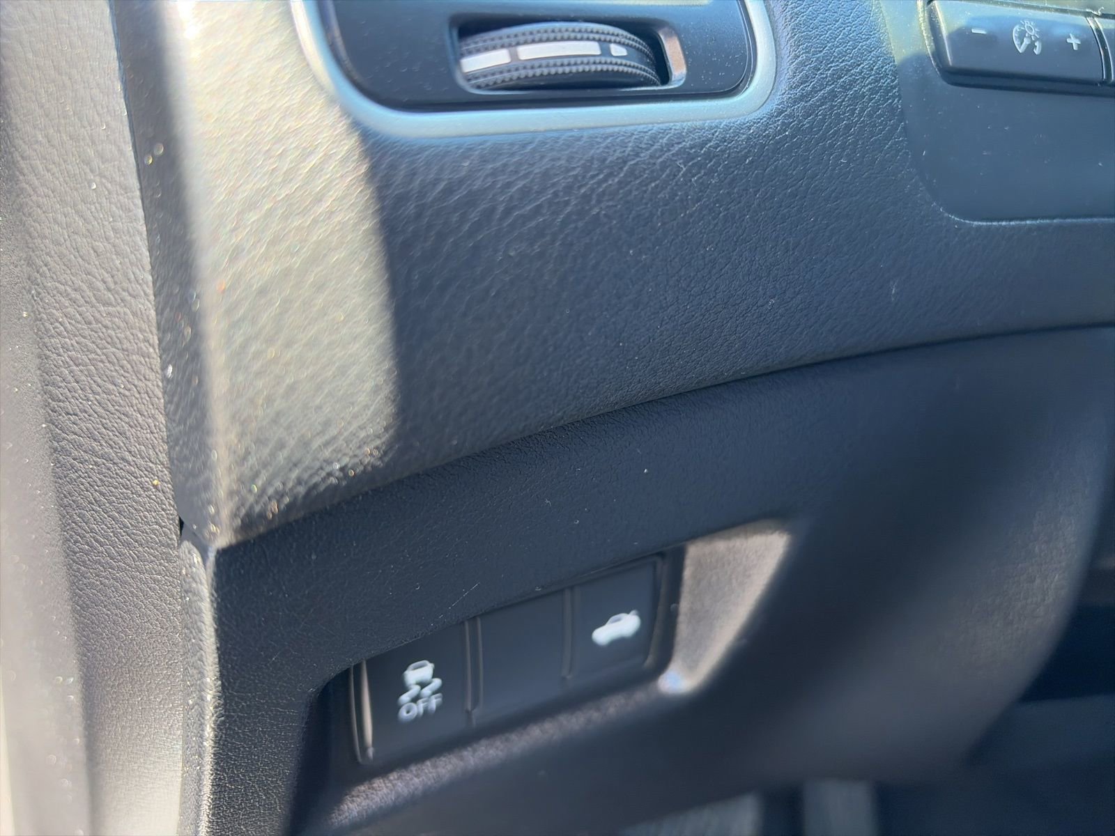 Used 2019 INFINITI Q50 Signature Edition w/ Cargo Package (L96) image 15