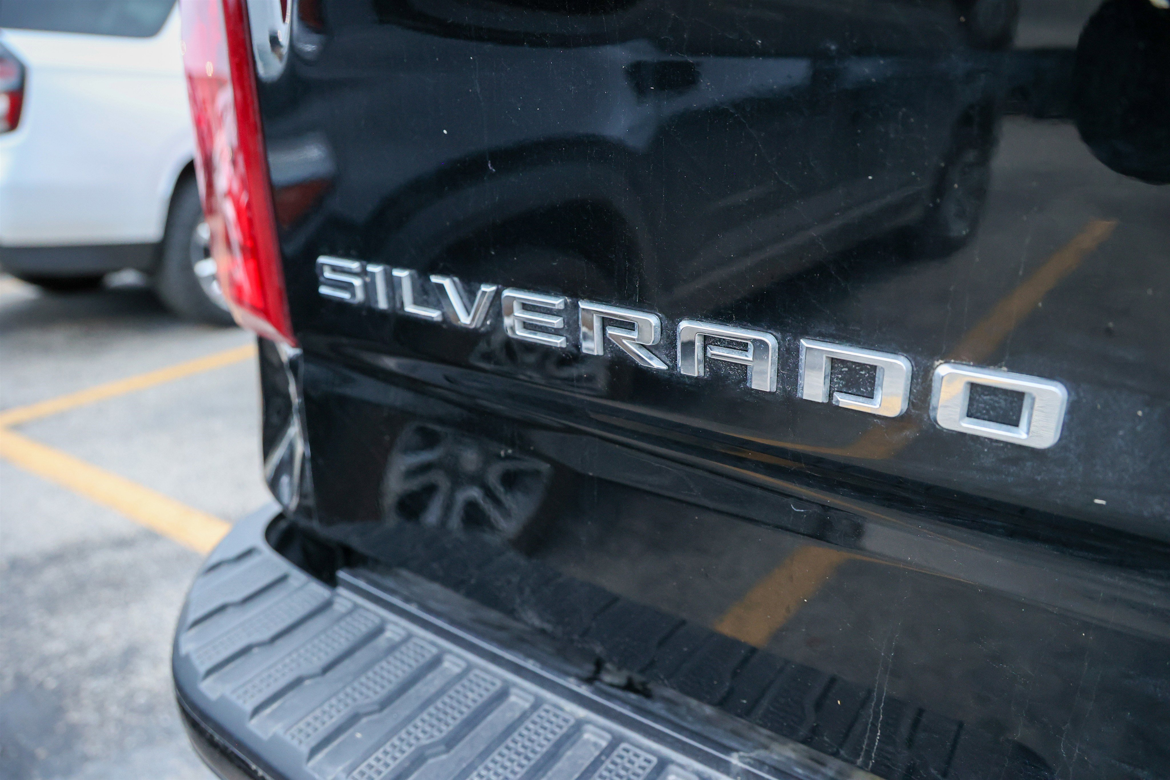 Used 2024 Chevrolet Silverado 1500 LT Trail Boss w/ Convenience Package II image 15