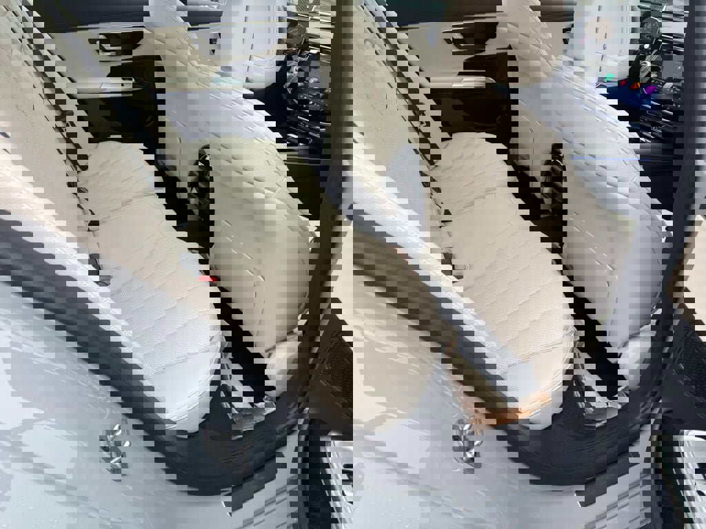 New 2026 Mercedes-Benz E 350 4MATIC Sedan image 19