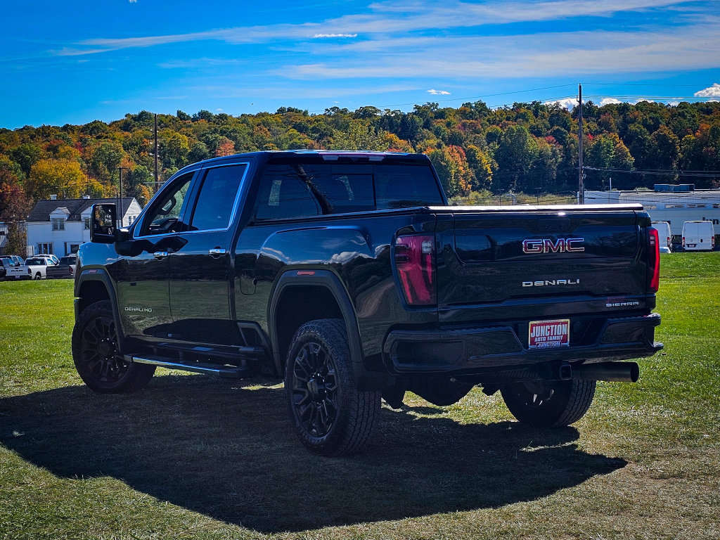 Used 2024 GMC Sierra 2500 Denali w/ Snow Plow Prep/Camper Package AWD/4WD image 8
