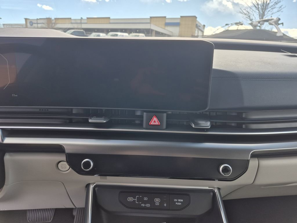 New 2026 Kia Carnival SX Prestige image 8