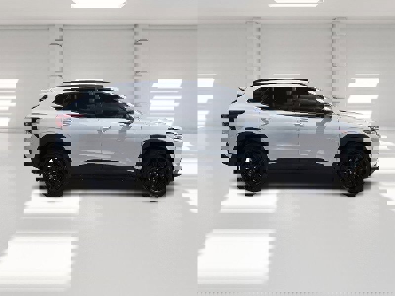 Used 2025 Chevrolet Trax ACTIV w/ Driver Confidence Package image 6