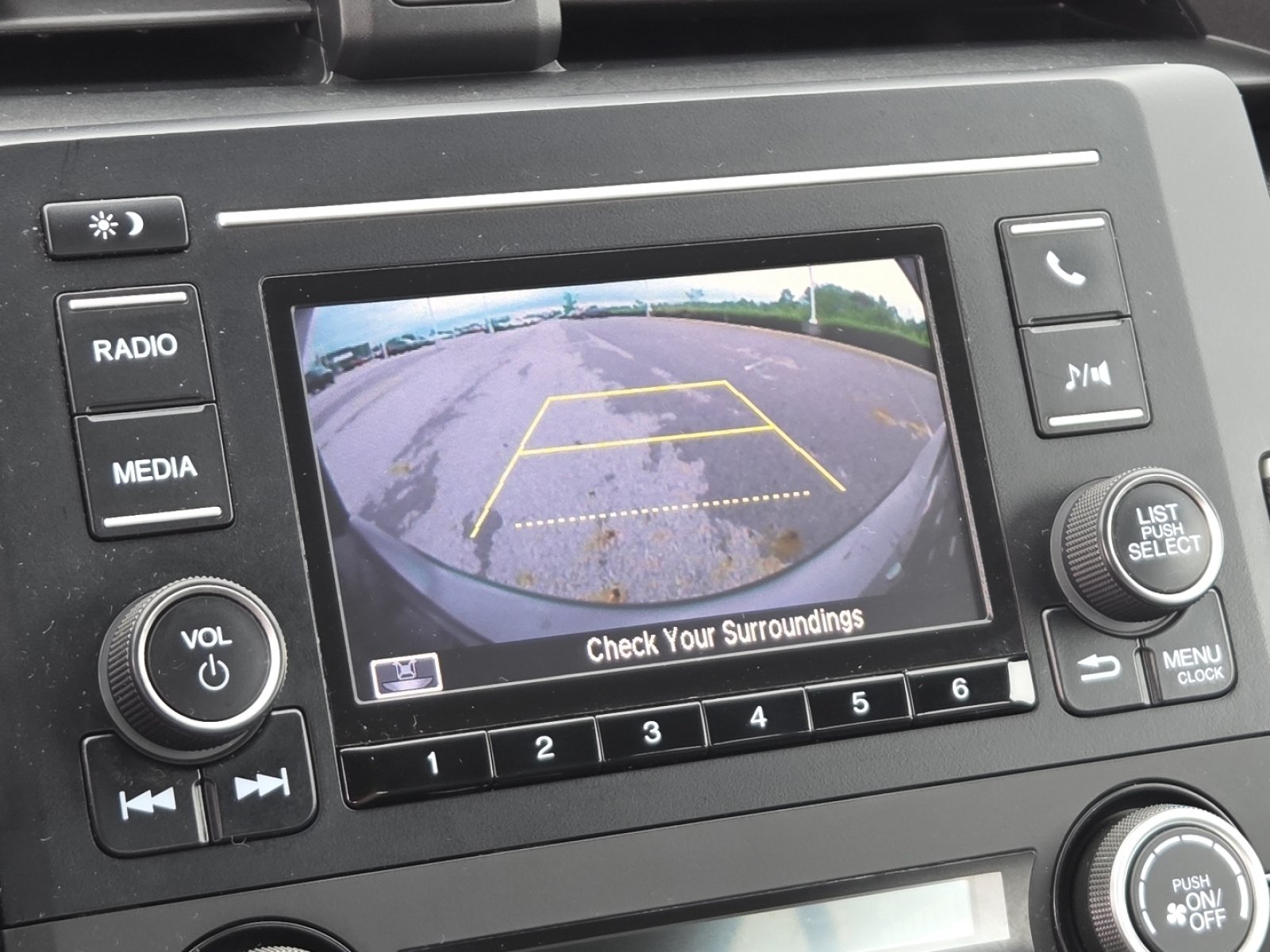 Used 2020 Honda Civic LX image 8