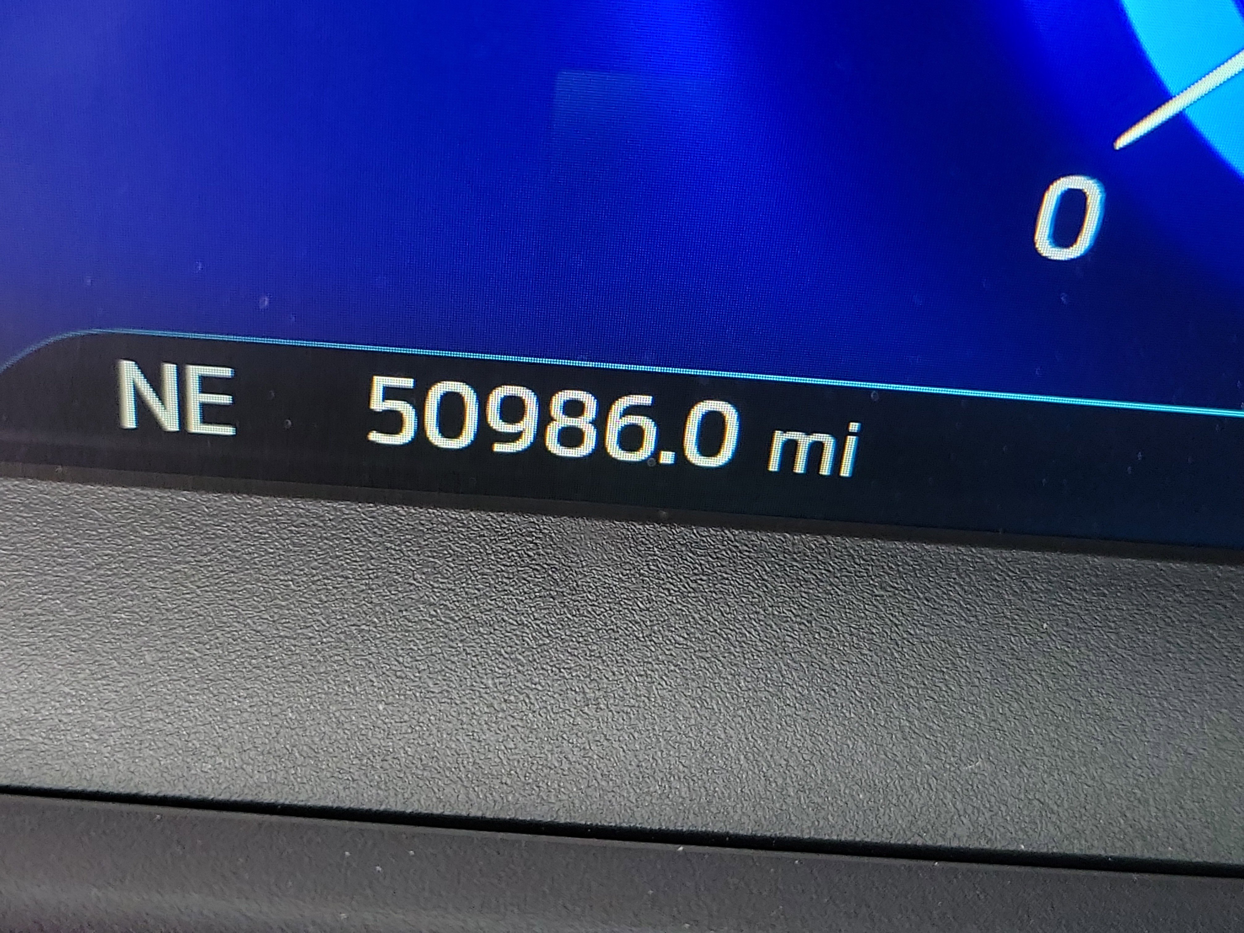 Used 2022 Ford Explorer ST image 24