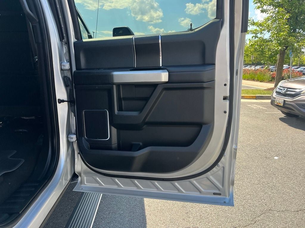 Used 2019 Ford F250 Platinum w/ Platinum Ultimate Package AWD/4WD image 19