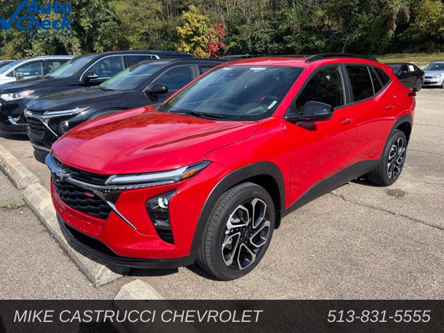 Used 2026 Chevrolet Trax RS w/ Sunroof Package FWD image 1