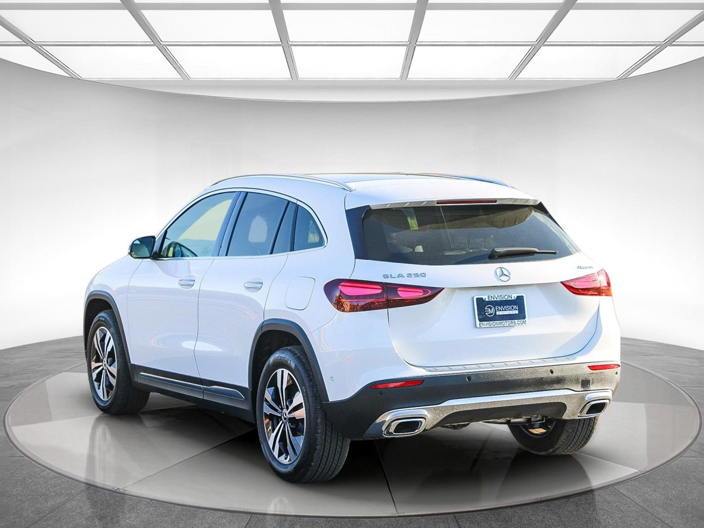 Certified 2024 Mercedes-Benz GLA 250 4MATIC image 2