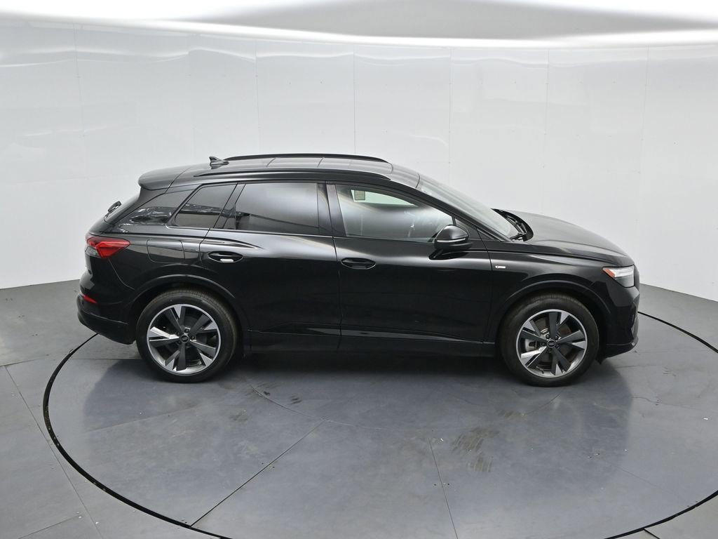 Used 2024 Audi Q4 e-tron Premium Plus w/ Premium Plus AWD/4WD image 39