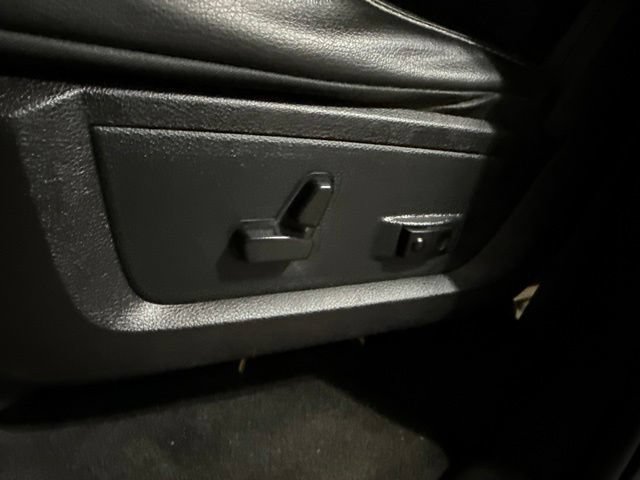 Used 2015 RAM 1500 Sport w/ Sport Premium Group AWD/4WD image 5