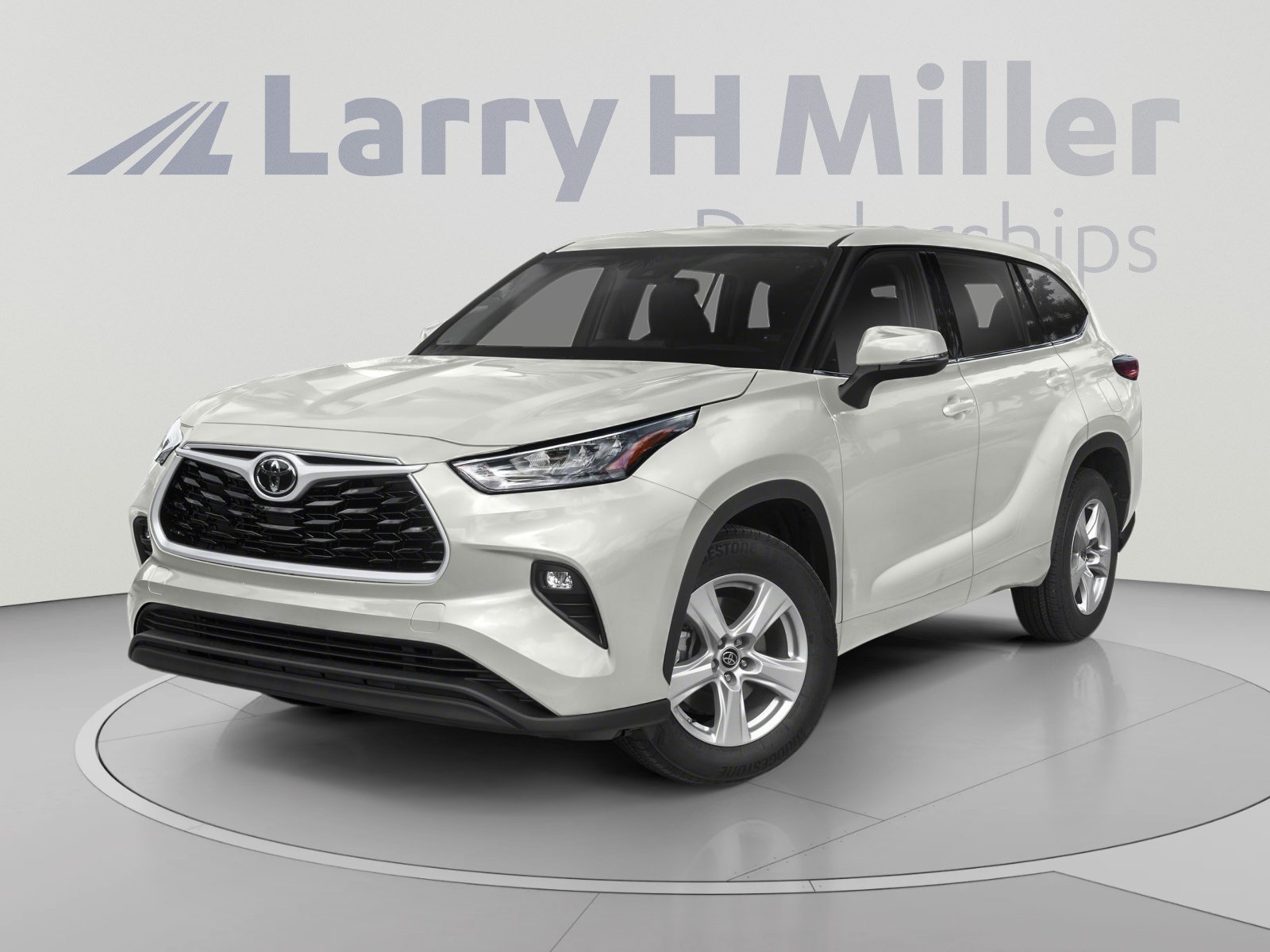 Used 2021 Toyota Highlander LE