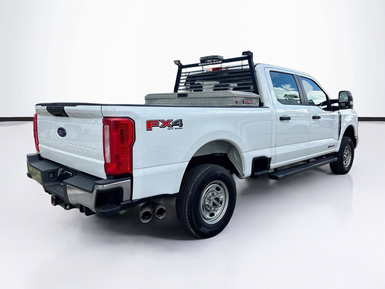 Used 2023 Ford F250 XL w/ FX4 Off-Road Package AWD/4WD image 7