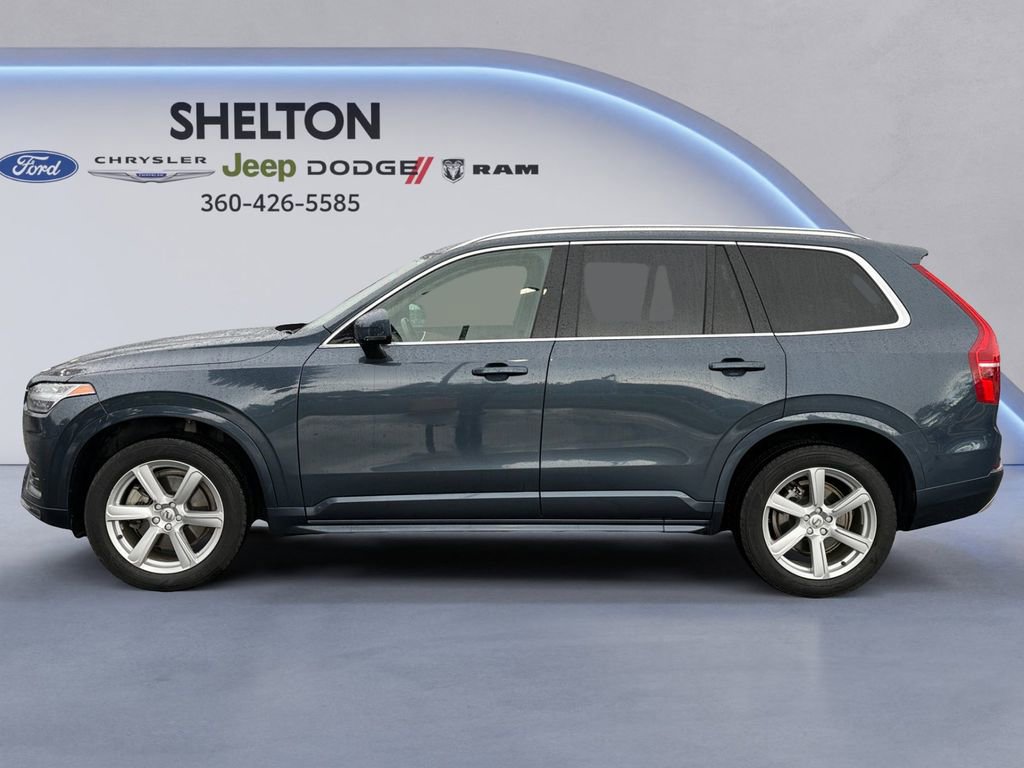 Used 2022 Volvo XC90 T6 Momentum image 2