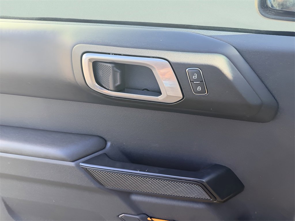 Used 2024 Ford Bronco Badlands image 22