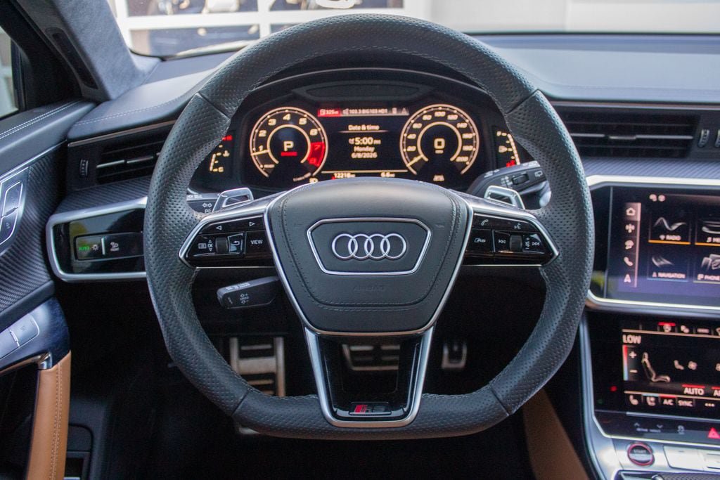 Used 2025 Audi RS 6 performance AWD/4WD image 14