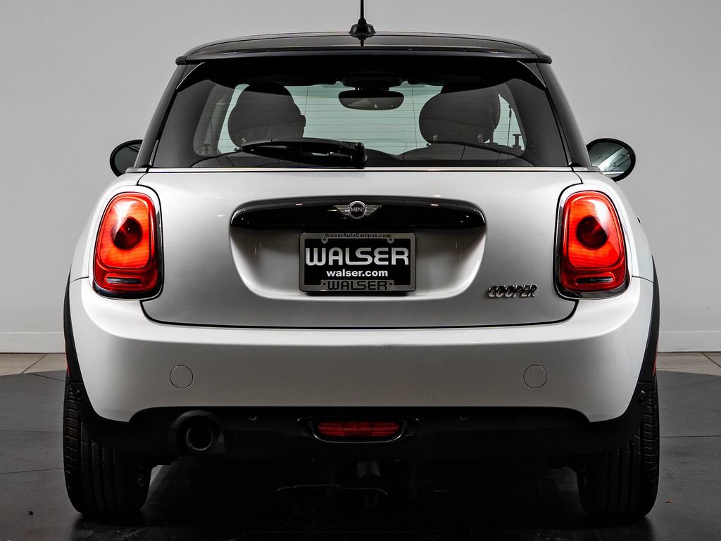 Used 2016 MINI Cooper 2-Door Hardtop FWD image 7