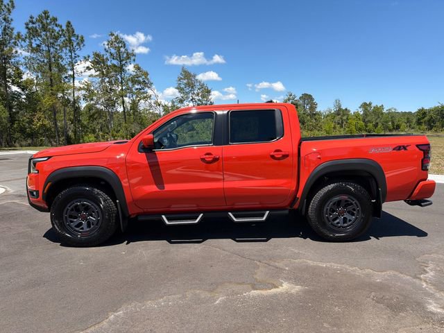 Used 2025 Nissan Frontier PRO-4X AWD/4WD image 2