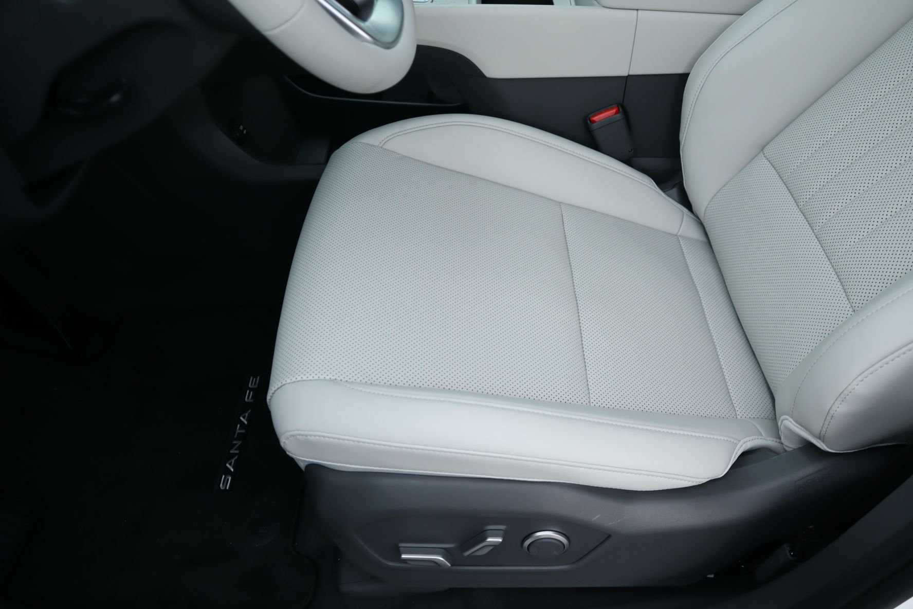 New 2027 Hyundai Santa Fe SEL FWD image 16