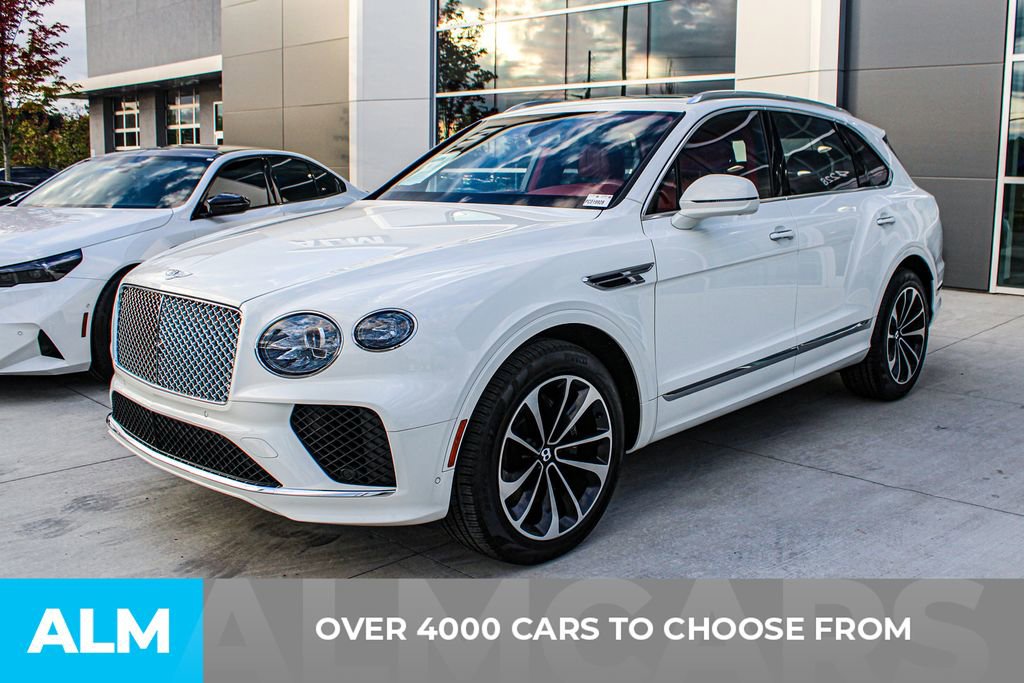 Used 2023 Bentley Bentayga image 3