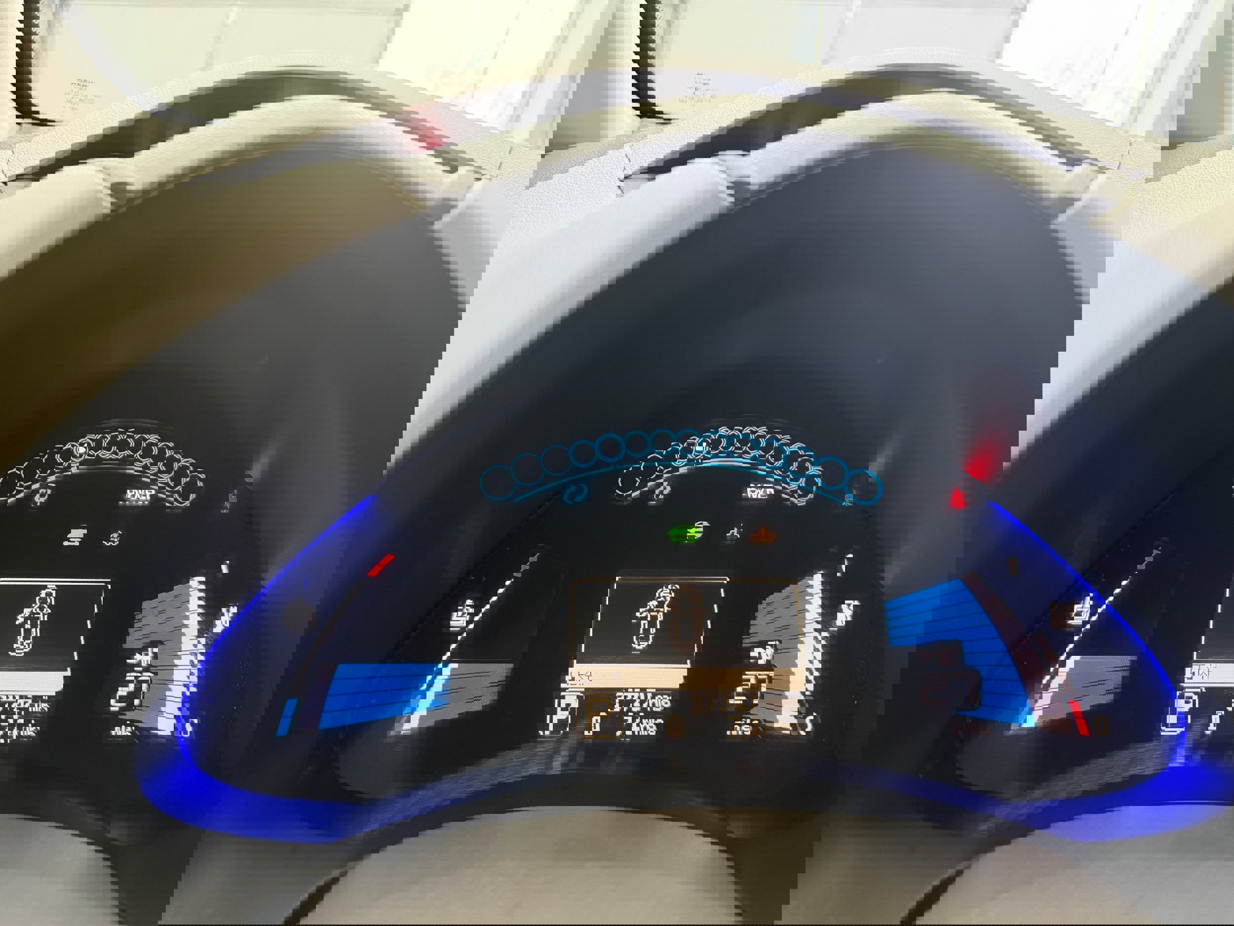 Used 2012 Nissan Leaf SL image 18