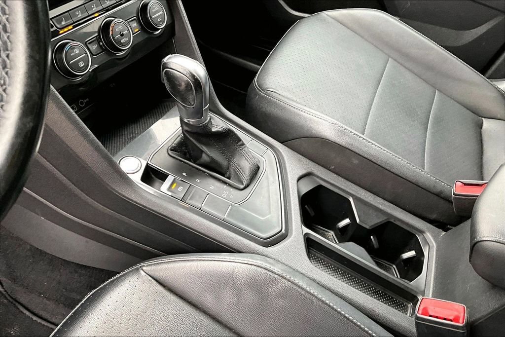 Used 2019 Volkswagen Tiguan SE image 15