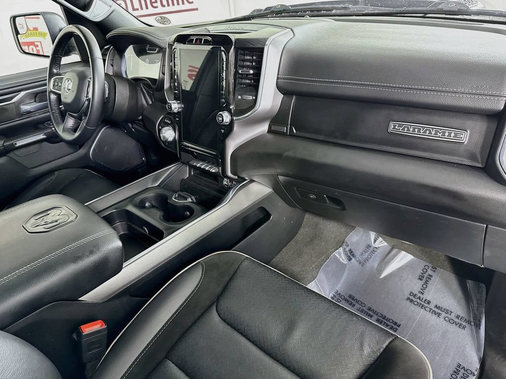 Used 2024 RAM 1500 Laramie AWD/4WD image 35